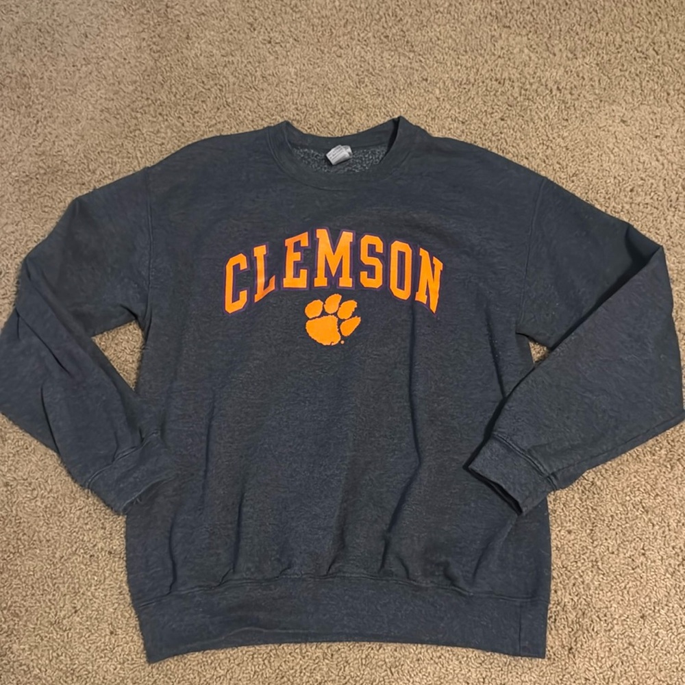 Clemson College Crewneck (Size Medium)